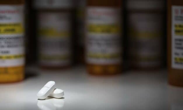 Ticagrelor Monotherapy After PCI Shows Promise: Lower Bleeding Risk, No Increased Revascularization