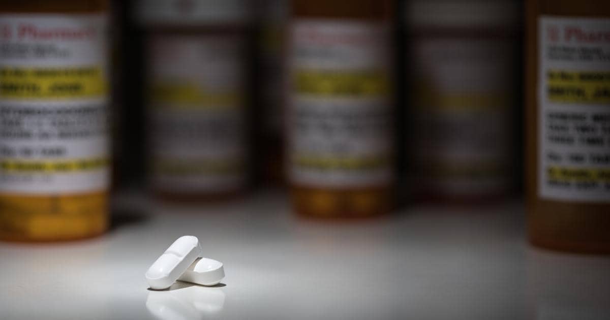 Ticagrelor Monotherapy After PCI Shows Promise: Lower Bleeding Risk, No Increased Revascularization