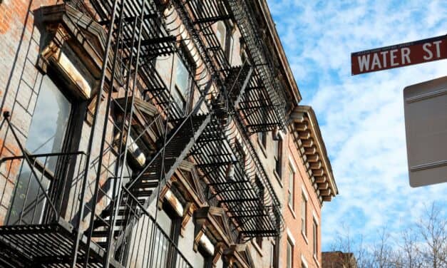 Vulnerable Neighborhoods Face Higher Cardiovascular Risks 